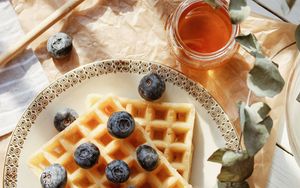 Preview wallpaper viennese waffles, blueberries, berries, honey