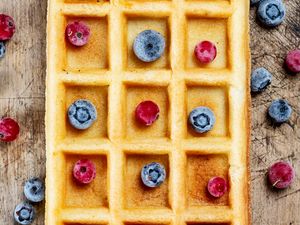 Preview wallpaper viennese waffles, waffles, berries, fruits