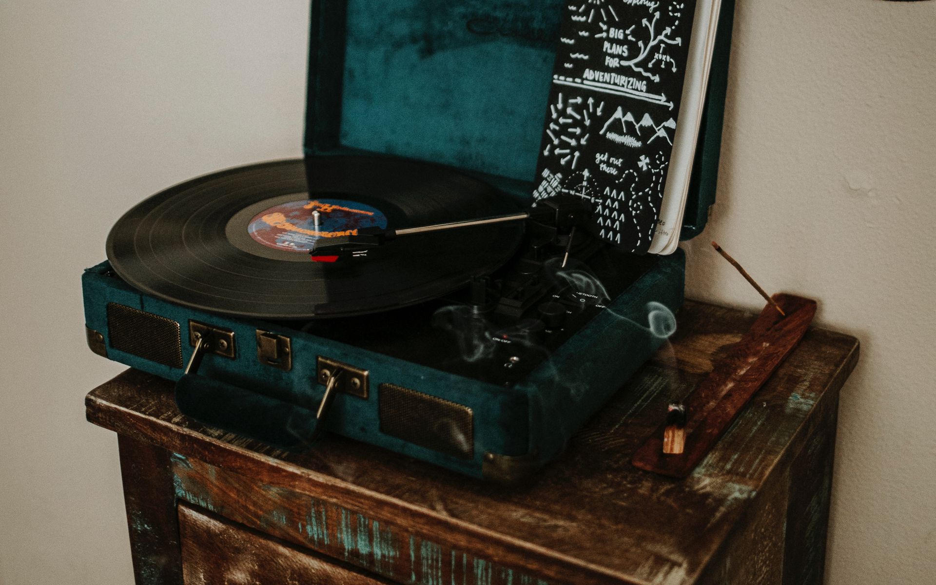 Download wallpaper 1920x1200 vinyl record player, record, music, retro