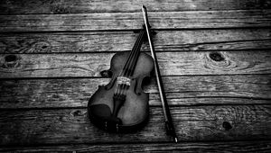 Preview wallpaper violin, bw, violin bow, musical instrument