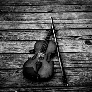 Preview wallpaper violin, bw, violin bow, musical instrument