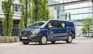 Preview wallpaper vito, mercedes, car, combi, blue