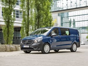 Preview wallpaper vito, mercedes, car, combi, blue