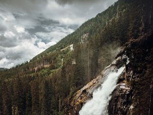 Preview wallpaper водопад, гора, склон, деревья, пейзаж