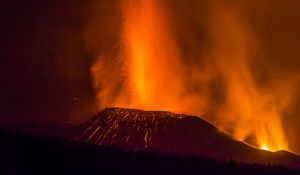 Preview wallpaper volcano, eruption, lava, splashes