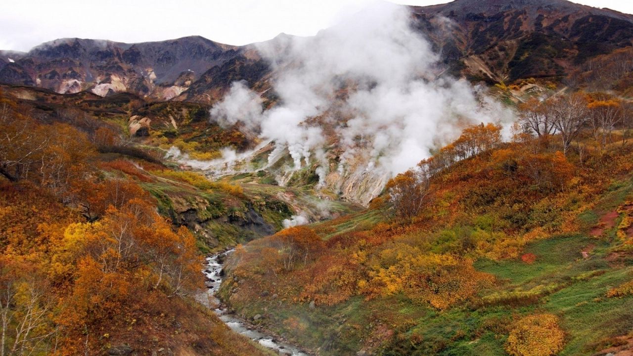 Wallpaper volcano, eruption, steam, smoke, mountains