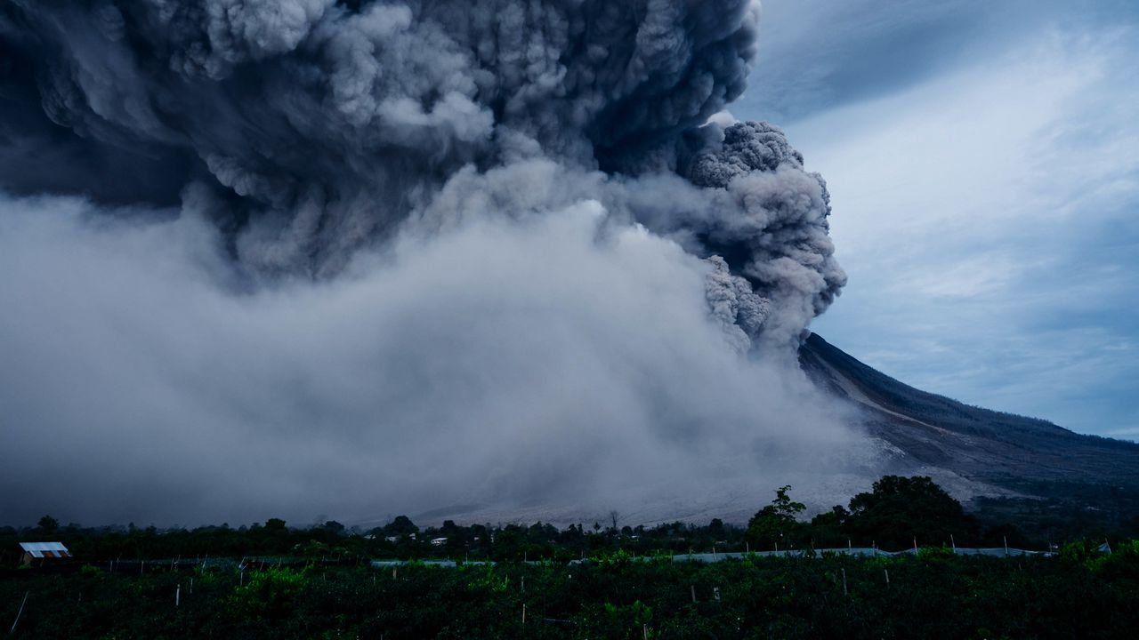 Wallpaper volcano, explosion, eruption