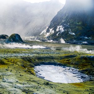 Preview wallpaper volcano, geyser, mountains