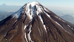 Preview wallpaper volcano, kamchatka, snow, slopes