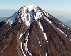 Preview wallpaper volcano, kamchatka, snow, slopes