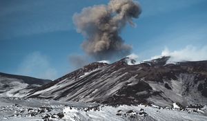 Preview wallpaper volcano, mountain, cloud, ash