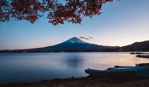 Preview wallpaper volcano, mountain, lake, tree, autumn