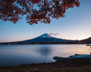 Preview wallpaper volcano, mountain, lake, tree, autumn