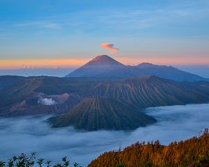 Preview wallpaper volcano, mountains, bromo tengger semeru national park, semeru, indonesia