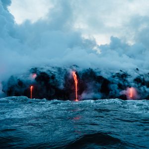 Preview wallpaper volcano, sea, lava