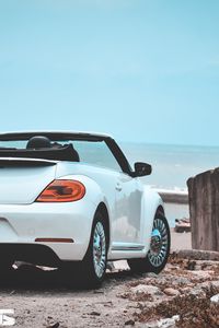 Preview wallpaper volkswagen beetle, cabriolet, white, sea