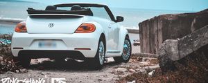 Preview wallpaper volkswagen beetle, cabriolet, white, sea