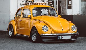 Preview wallpaper volkswagen beetle, volkswagen, car, yellow, retro