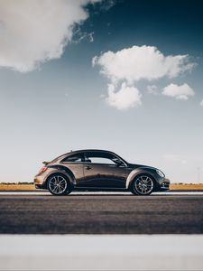 Preview wallpaper volkswagen beetle, volkswagen, car, side view