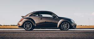 Preview wallpaper volkswagen beetle, volkswagen, car, side view