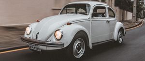 Preview wallpaper volkswagen beetle, volkswagen, car, white, retro, road
