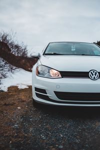 Preview wallpaper volkswagen, car, lights, white