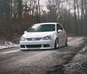 Preview wallpaper volkswagen, golf, gti, tuning, white