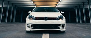 Preview wallpaper volkswagen golf gti, volkswagen, car, white, front view