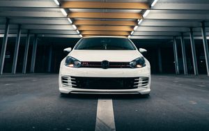 Preview wallpaper volkswagen golf gti, volkswagen, car, white, front view