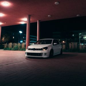 Preview wallpaper volkswagen golf gti, volkswagen, car, white, parking