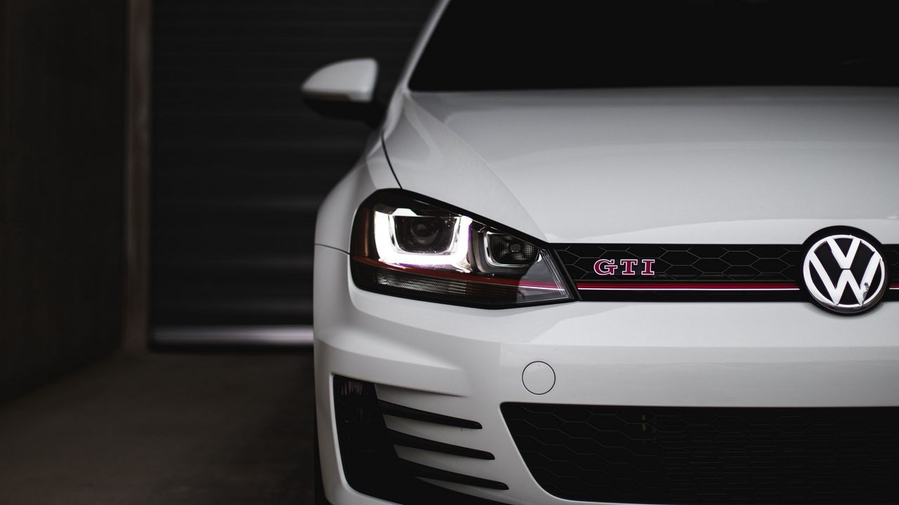 Wallpaper volkswagen golf gti, volkswagen, car, white