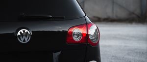 Preview wallpaper volkswagen golf v, volkswagen, car, headlight, rear view