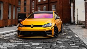 Preview wallpaper volkswagen golf, volkswagen, car, front view, yellow