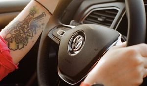 Preview wallpaper volkswagen, steering wheel, hands, salon, car