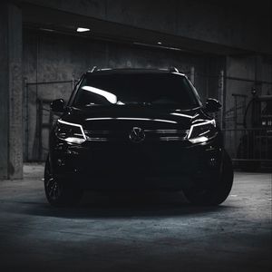 Preview wallpaper volkswagen tiguan, volkswagen, car, black, dark, suv