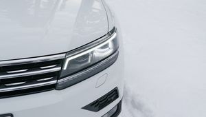 Preview wallpaper volkswagen tiguan, volkswagen, car, white, front view