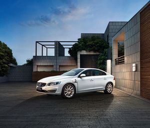 Preview wallpaper volvo, s60, white, side view