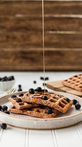 Preview wallpaper waffles, blueberries, honey, plate, dessert