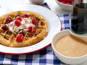 Preview wallpaper waffles, pastries, sprinkles, plate, dessert