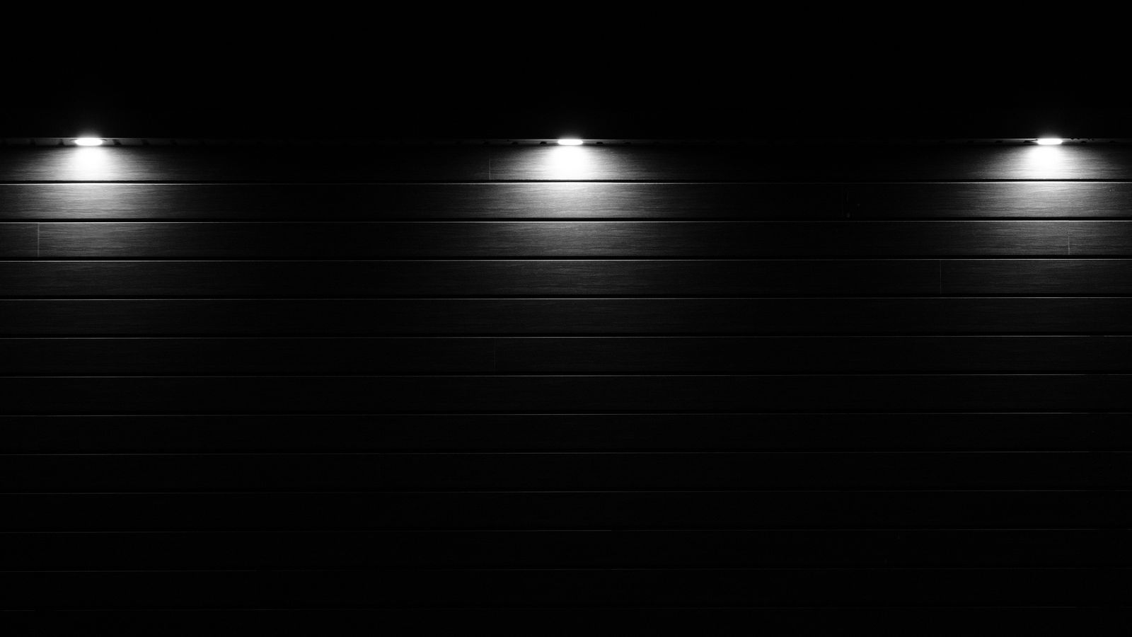 Download wallpaper 1600x900 wall, boards, light, black and white, black ...