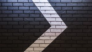 Preview wallpaper wall, brick, arrow