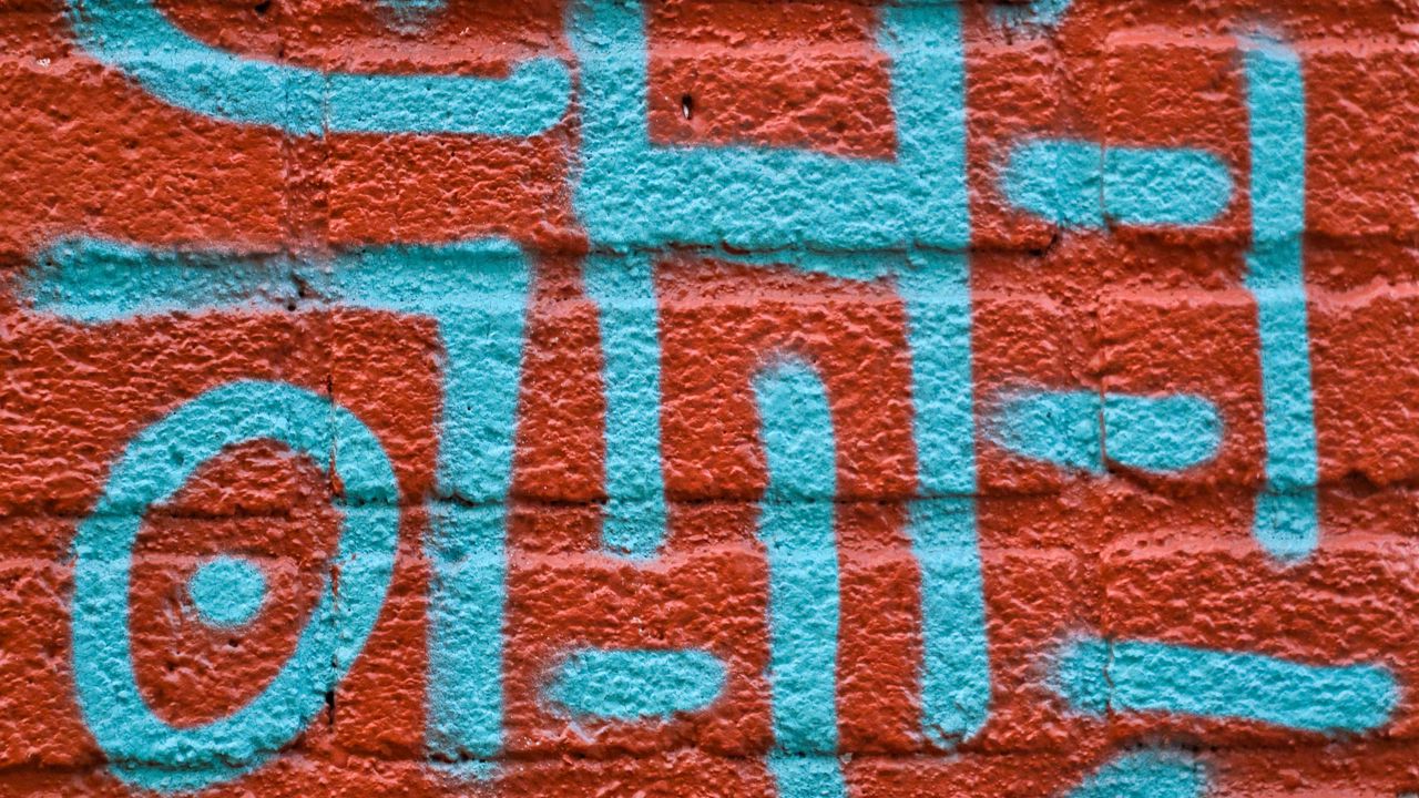 Wallpaper wall, bricks, graffiti, texture, red, blue