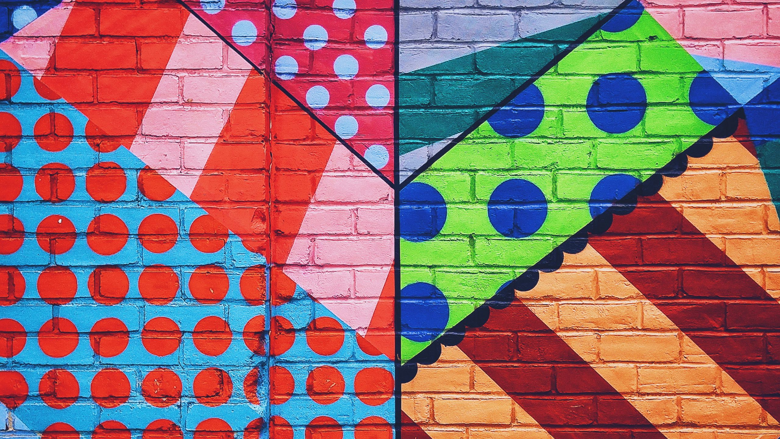 Download Wallpaper 2560x1440 Wall, Brick, Colorful, Paint, Street Art