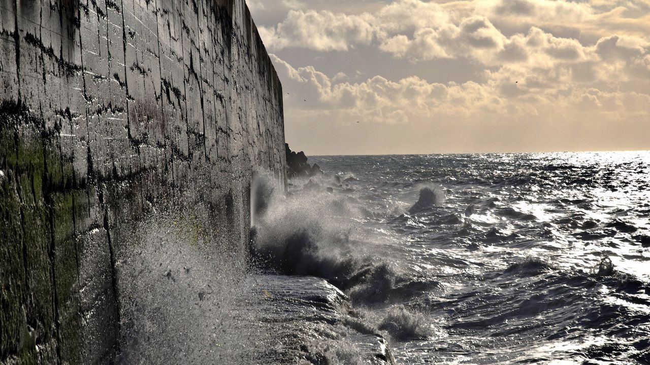 Wallpaper wall, sea, waves, blows