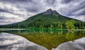 Preview wallpaper washington, rattlesnake ridge, lake, trees, landscape, mountain, reflection