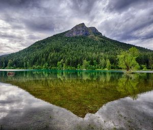 Preview wallpaper washington, rattlesnake ridge, lake, trees, landscape, mountain, reflection