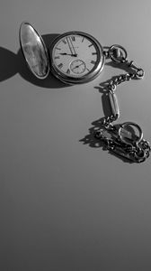 Preview wallpaper watch, chain, time, bw