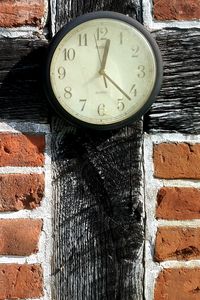 Preview wallpaper watch, wall, stone, brick
