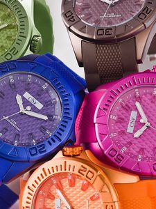 Preview wallpaper watches, bright, strap