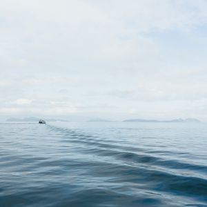 Preview wallpaper water, boat, horizon, trail